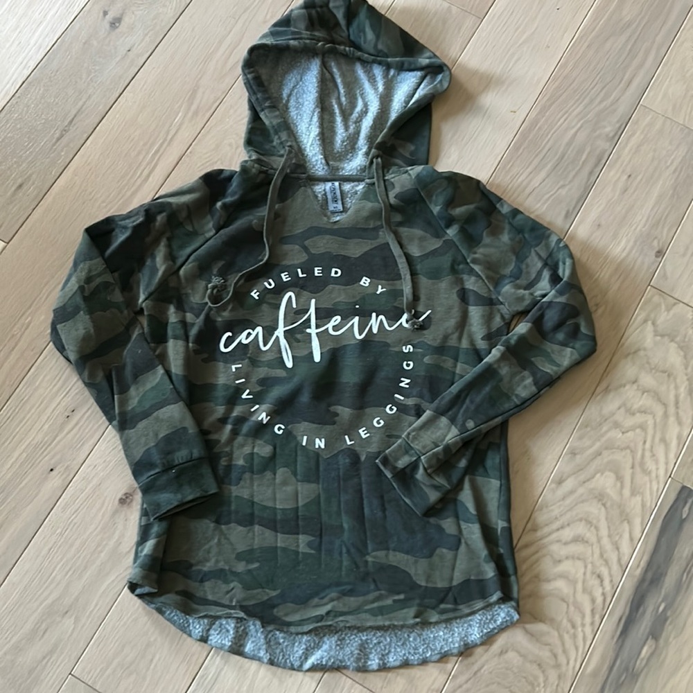 🩶 “Fueled By Caffeine" Pink Lily Camo Hoodie || Size XS